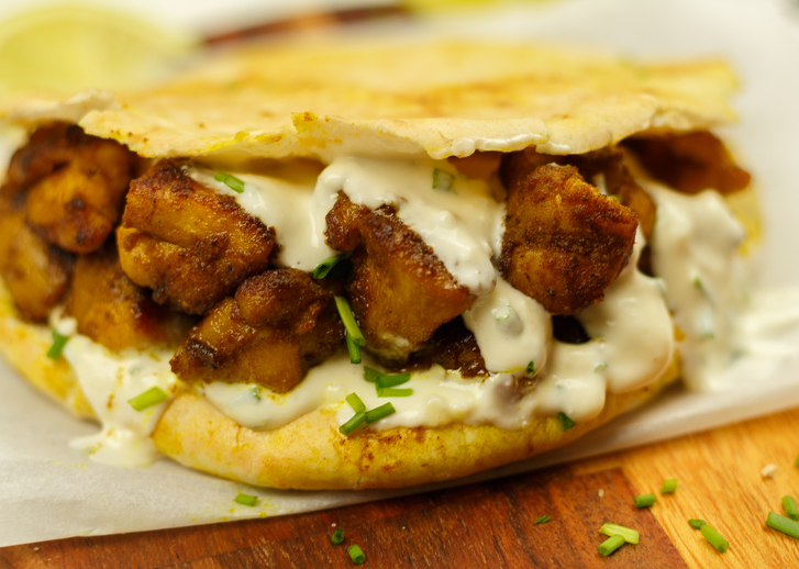 Pita kipshoarma met overheerlijke kruiden