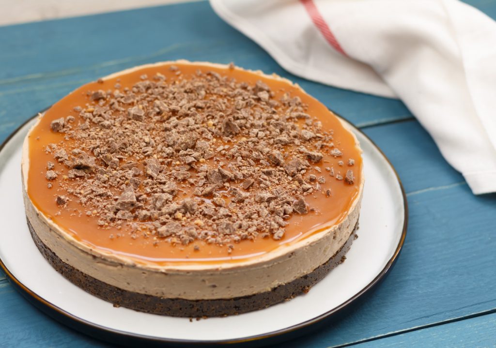 Tony's Chocolonely karamel-zeezout NY cheesecake
