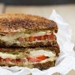 Gegrilde sandwich caprese Gegrilde sandwich caprese