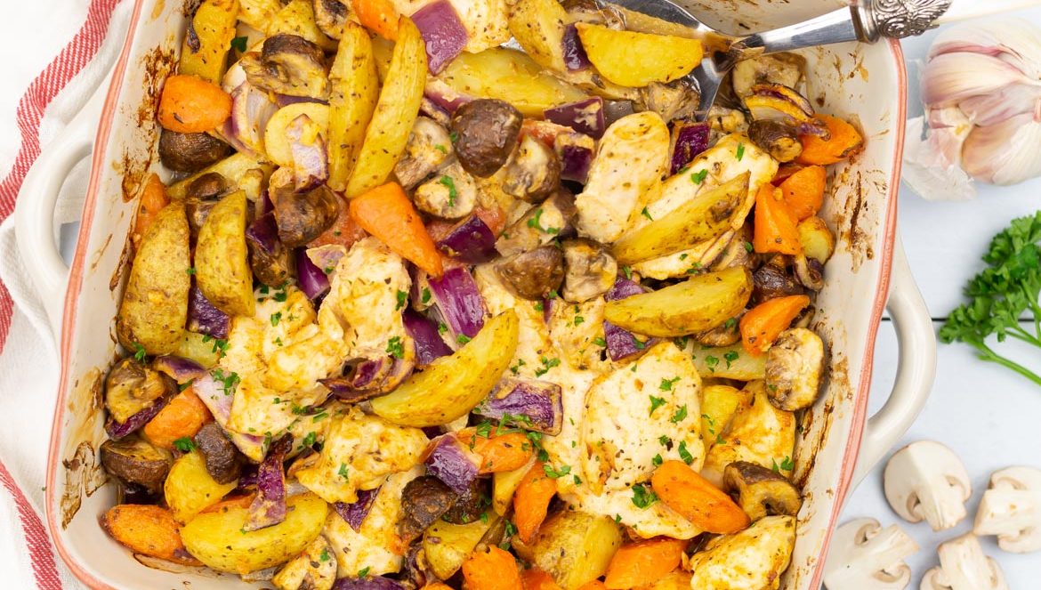 Ovenschotel kip met groenten en aardappeltjes