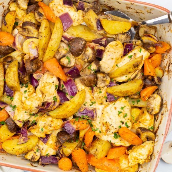 Ovenschotel kip met groenten en aardappeltjes