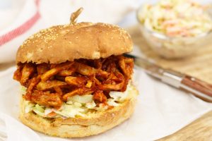 Broodje pulled chicken