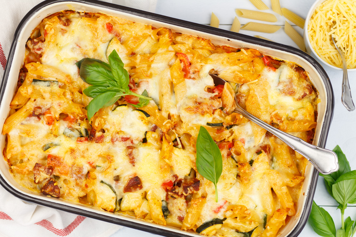 Pedagogie band Maak leven Pasta ovenschotel met groenten en chorizo - Oven recept | SmaakMenutie