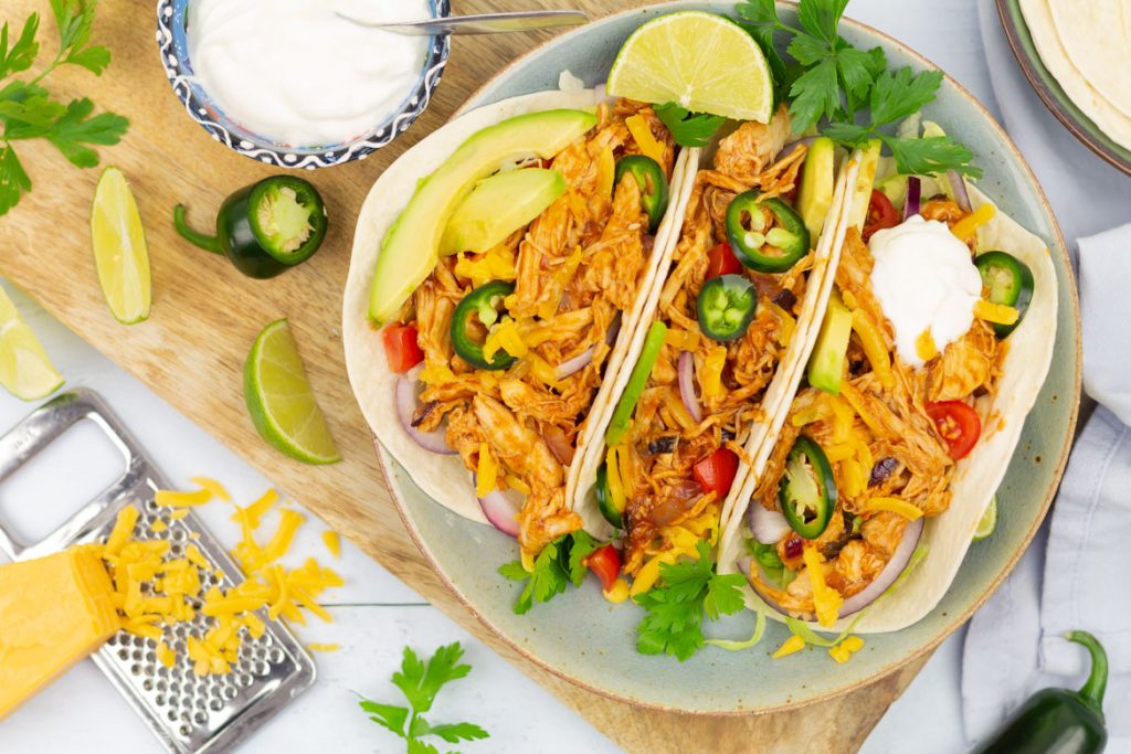 Pulled chicken taco's